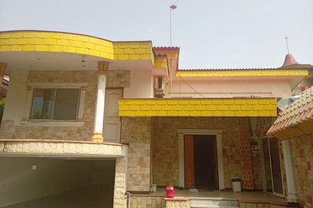 ویلا استخردار در هچیرود - سنگ وارث