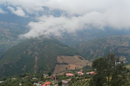 خانه ویلایی در جاده دالخانی - ایزکی - همکف
