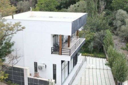 ویلا باغ دوبلکس استخردار در اغشت ساوجبلاغ