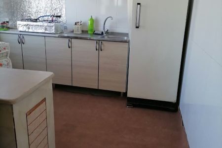 سوئیت مبله در خیابان خمینی اصفهان - ط ۲