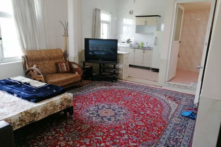سوئیت مبله در خیابان خمینی اصفهان - ط ۲