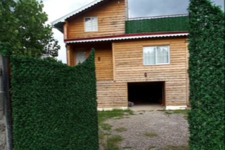 کلبه چوبی نرسیده به پارک جنگلی سراوان