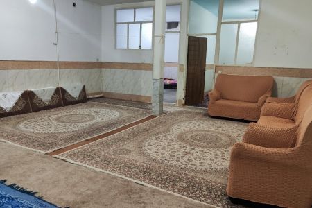 خانه مبله در مالک اشتر قم - زیر همکف