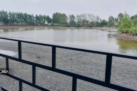 کلبه کنار دریاچه در ابوالحسن آباد سرخرود - و ۱