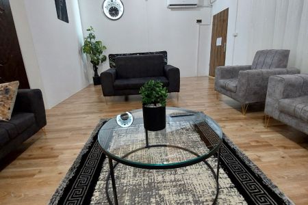 سوئیت حیاط دار در بندرانزلی - بلوار پیشوایی