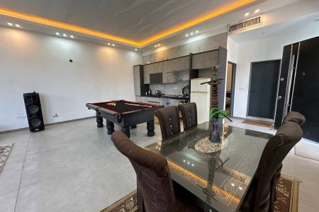 ویلا استخردار در چهارباغ - اوغلان تپه