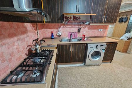 آپارتمان نزدیک میدان شهرداری رشت - طبقه ۴