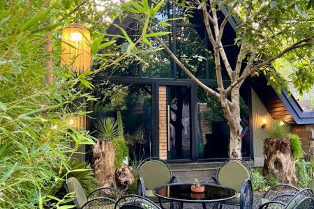 کلبه سوئیسی در ساوجبلاغ - باغبان کلا