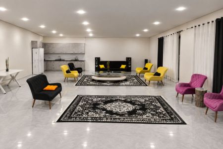 ویلا استخردار در چهارباغ - سلطان آباد