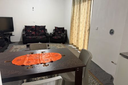 سوئیت با ویو جنگل در میان کوه - همکف