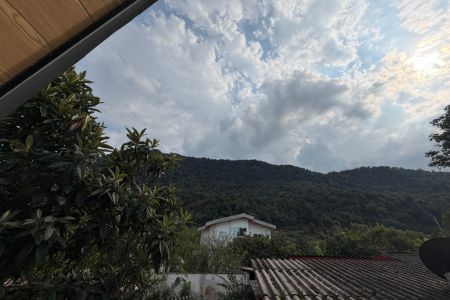 کلبه سوئیسی روبه جنگل در نمک آبرود - میانکی