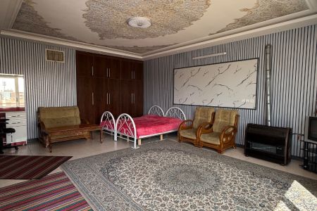 سوئیت نقلی دارای بالکن در اصفهان - طبقه ۳