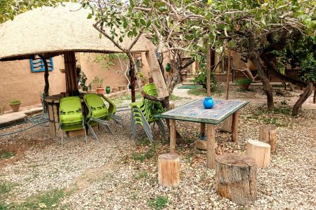 سوئیت سنتی در دامغان - بخش آباد  - واحد ۱