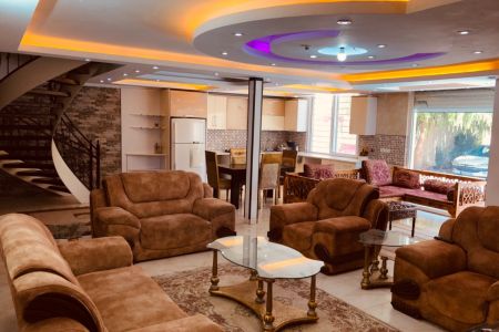 ویلا با استخر در چهارباغ - سنقرآباد