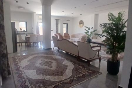 ویلا با استخر و جکوزی در سرخرود