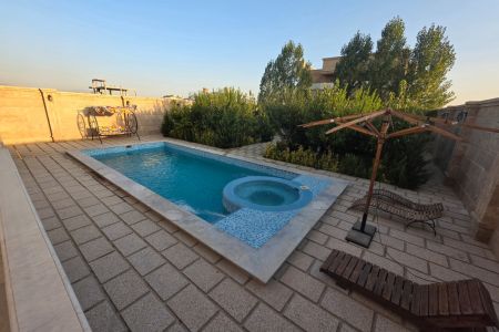 ویلا دوبلکس با استخر و جکوزی در افشاریه