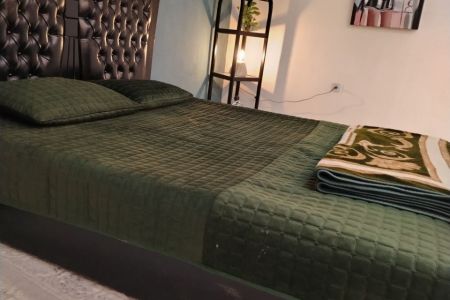 سوئیت مبله در خیابان خیام مشهد - همکف