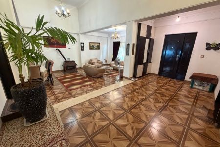 خانه ویلایی در جاده پیربازار رشت - همکف