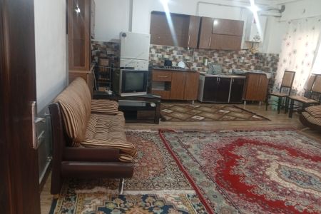 خانه ویلایی در تخت سلیمان - همکف