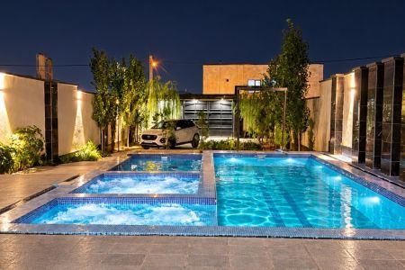 ویلا استخردار در چهارباغ - شهرک افشاریه