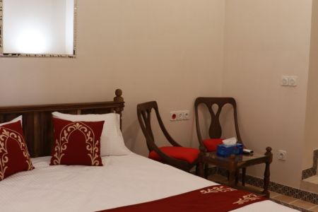بوتیک هتل در کوشک صفی کاشان - فروغ