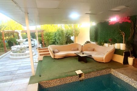 ویلا استخردار در چهارباغ - سلطان آباد
