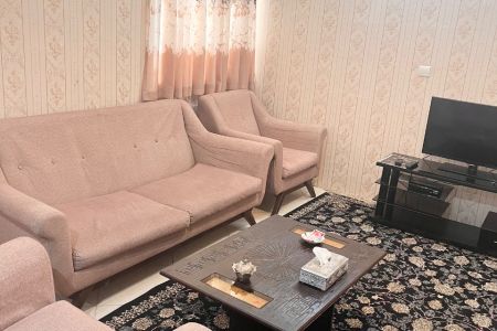 سوئیت در استادمعین تهران - همکف