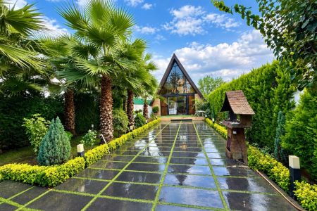 کلبه سوئیسی استخردار در سرخرود - حاجی کلا