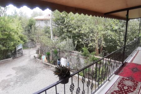 بومگردی در سیاه کوچه آستانه - بالاخانه