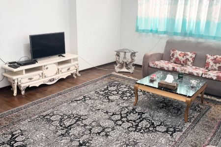 سوئیت در استادمعین تهران - طبقه دوم