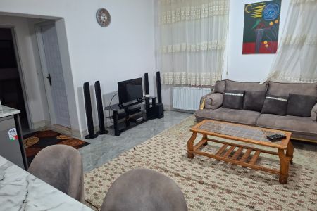 خانه ویلایی در نشتارود - زوار - همکف
