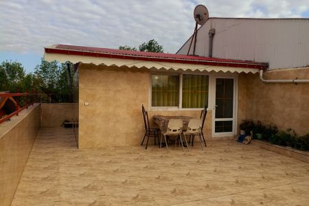 خانه تراس دار در آستانه - چهارده - ط دوم