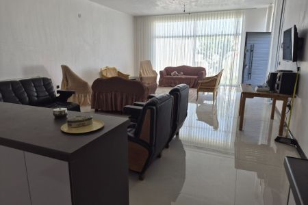 ویلا استخردار در چهارباغ
