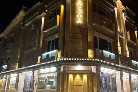 ویلا استخردار با چشم انداز دریا در زیباکنار