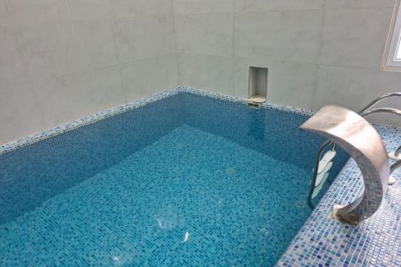 کلبه سوئیسی استخردار در اسالم - قندیسرا