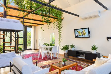 ویلا دوبلکس با نمای شیشه ای در رامسر