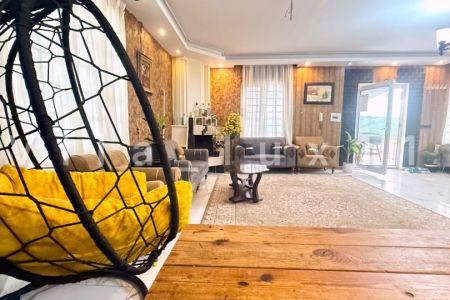 ویلا دوبلکس استخردار در چهارباغ - آغچه حصار