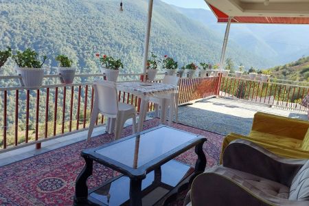 Renting a terrace house in Aliabad katul - Afratakhte