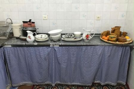 سوئیت در گرجی محله ساری - همکف