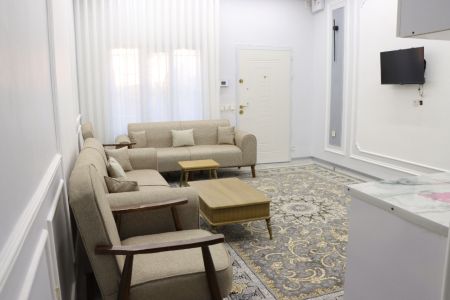 خانه ویلایی با وان جکوزی در نیشابور - غار