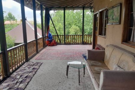 بومگردی در سیاه کوچه آستانه - بالاخانه