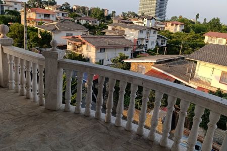 سوئیت با تراس دلباز در رامسر - دریاپشته - ط۳
