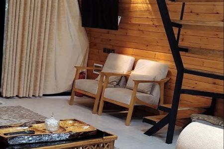 کلبه سوئیسی با جکوزی در میان بر گوراب زرمیخ
