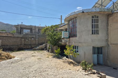 خانه ویلایی در یاسوج - وزگ منصوریان - ط اول