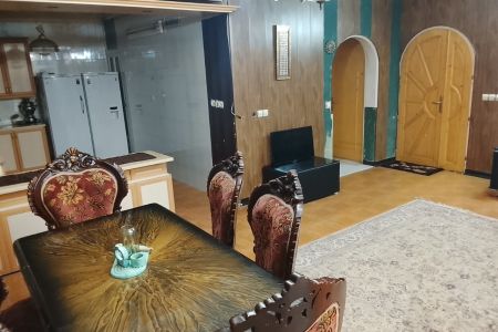 سوئیت در خیابان امیرکبیر کاشان - زیرهمکف