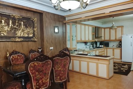 سوئیت در خیابان امیرکبیر کاشان - زیرهمکف