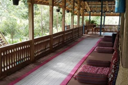 بومگردی در فرشم کوچصفهان - گیلار طبقه دوم