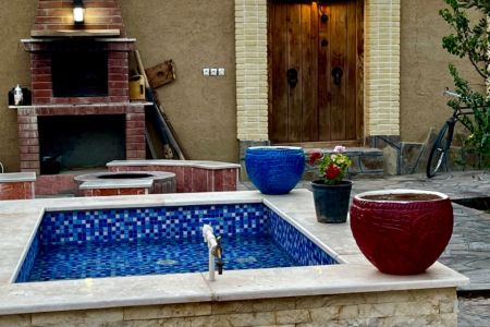 خانه با معماری سنتی در دامغان - علیان
