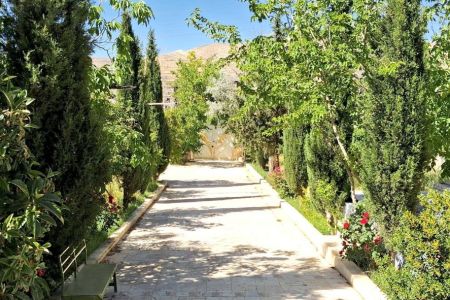 خانه ویلایی با وان‌جکوزی در شهر‌صدرا - همکف