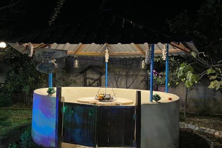 بومگردی در چالوس - دارمیشکلا - اتاق ۲